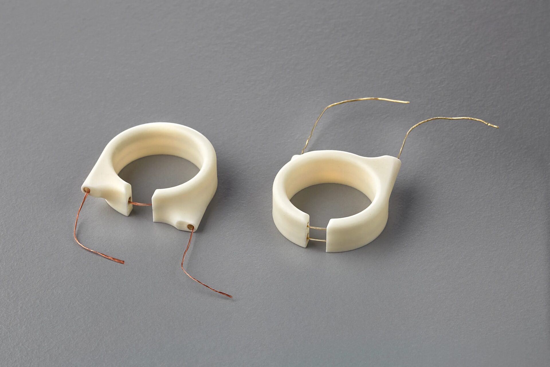 Elektrisch isolierende, nicht magnetische Keramikbauteile